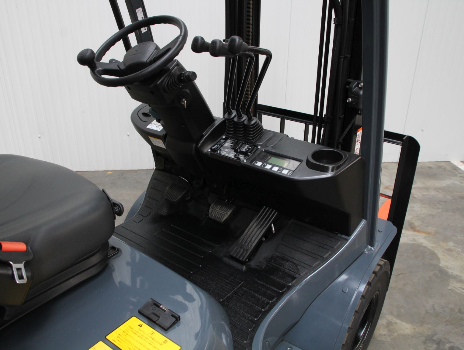 M22389c