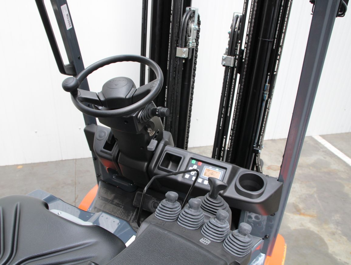 M23088c