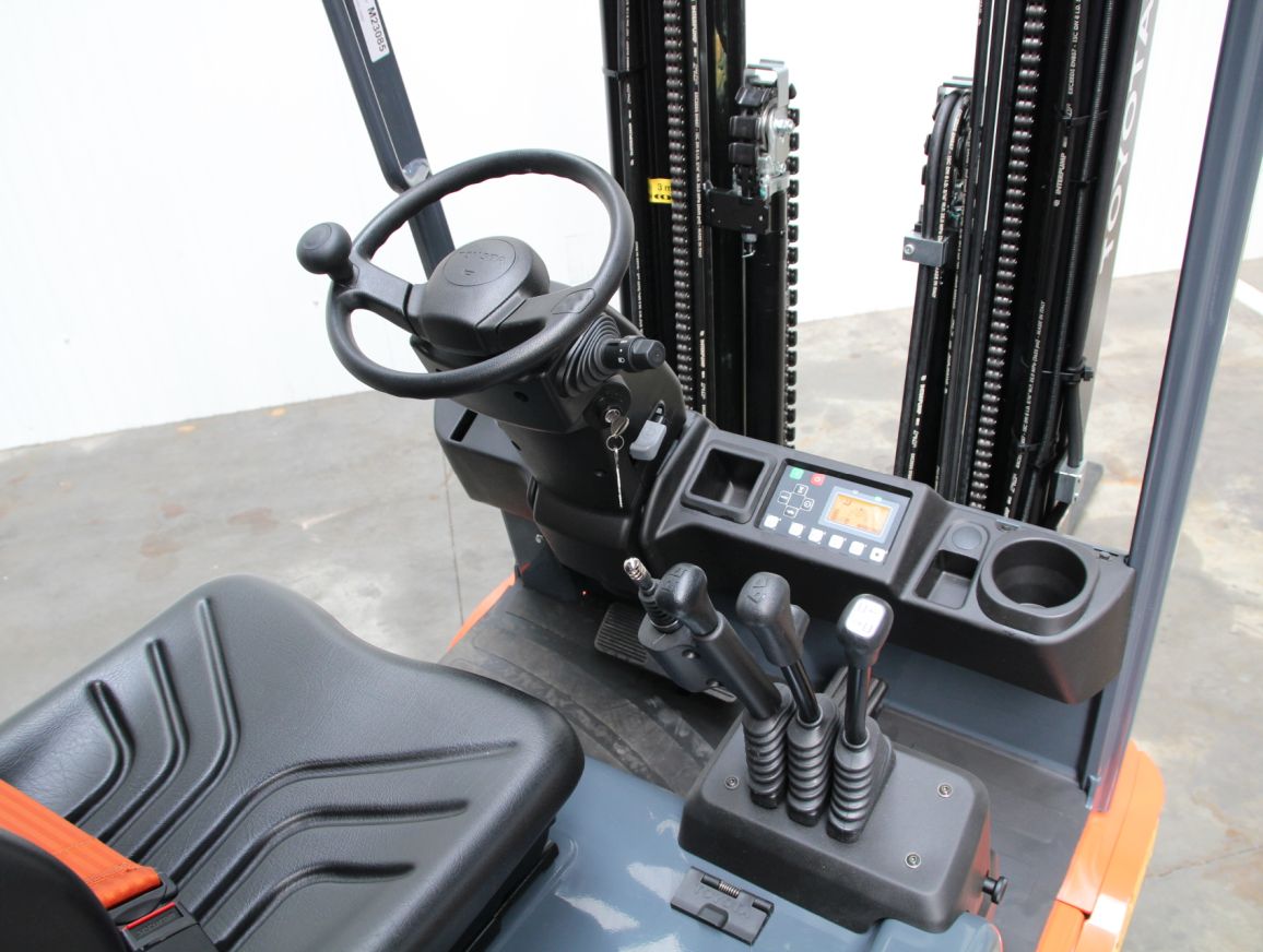 M23089c